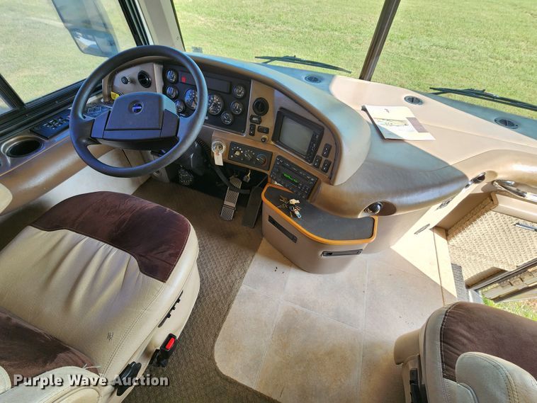 image for item DM4848 2004 Fleetwood  RV