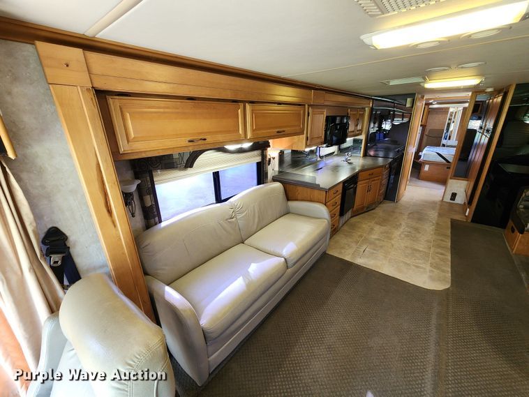 image for item DM4848 2004 Fleetwood  RV