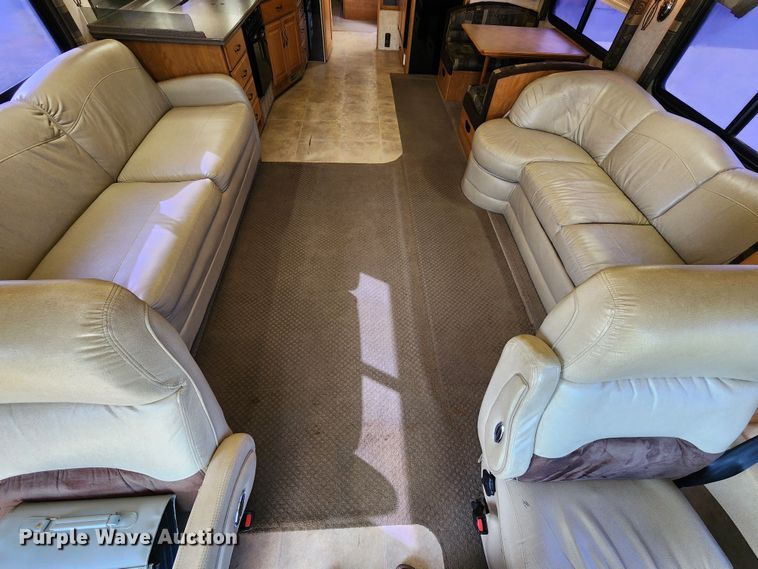 image for item DM4848 2004 Fleetwood  RV