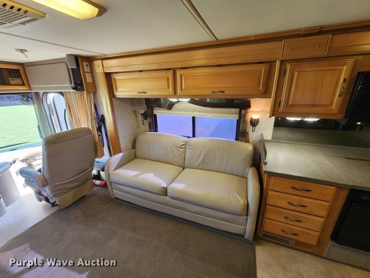 image for item DM4848 2004 Fleetwood  RV