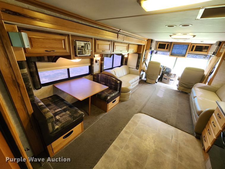 image for item DM4848 2004 Fleetwood  RV