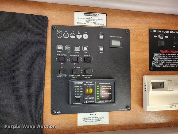 image for item DM4848 2004 Fleetwood  RV