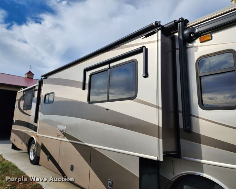 image for item DM4848 2004 Fleetwood  RV
