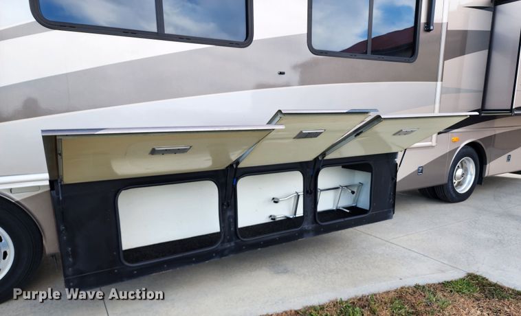 image for item DM4848 2004 Fleetwood  RV