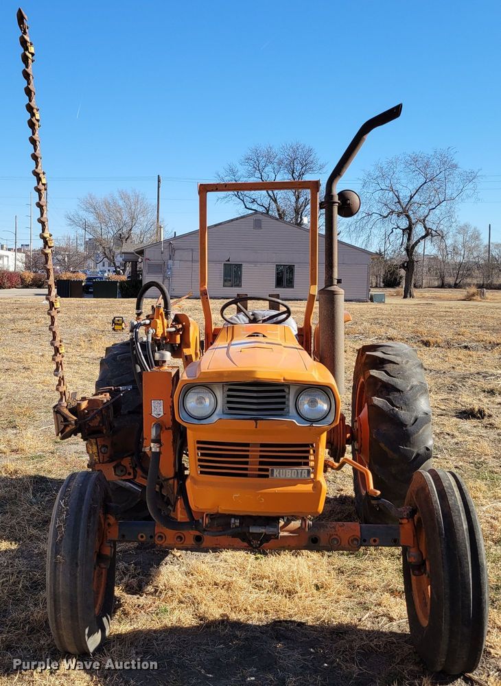 image for item DM8134 Kubota L345  tractor