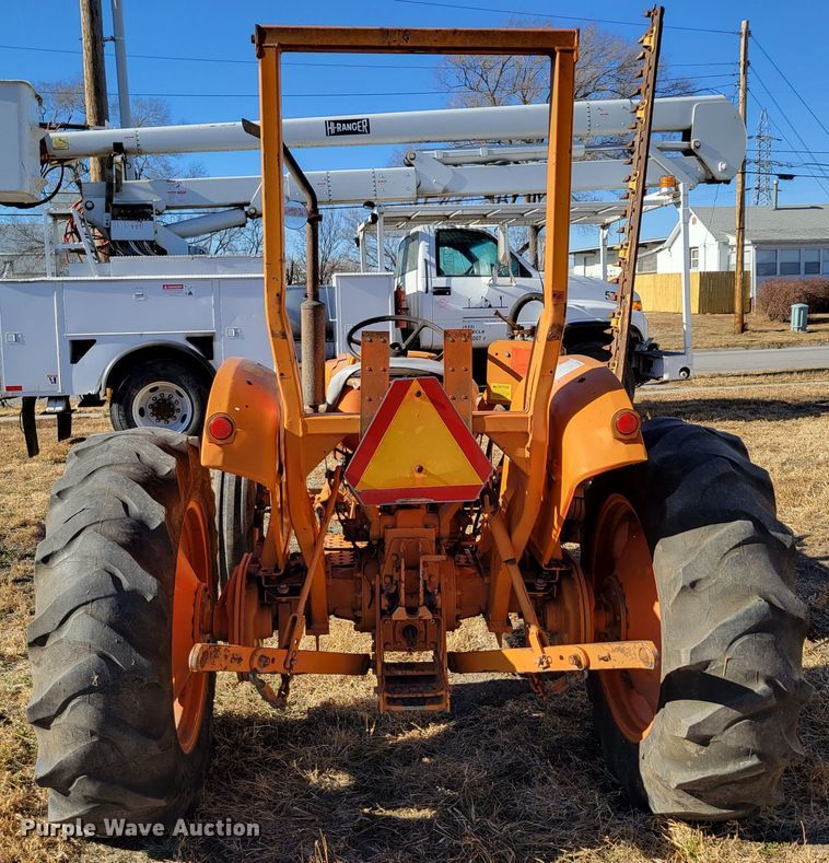 image for item DM8134 Kubota L345  tractor