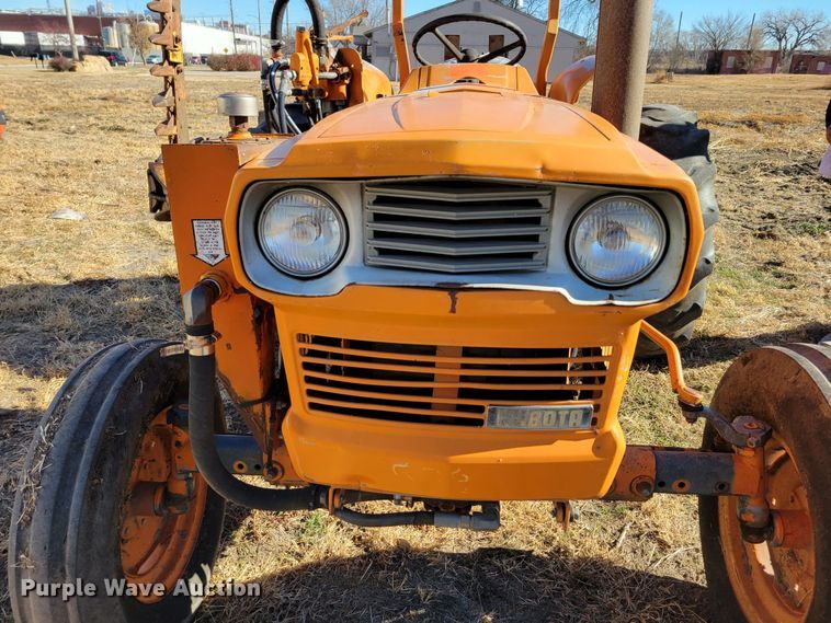 image for item DM8134 Kubota L345  tractor