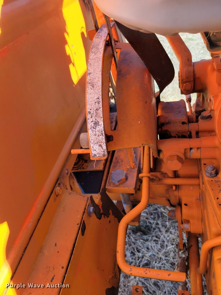 image for item DM8134 Kubota L345  tractor