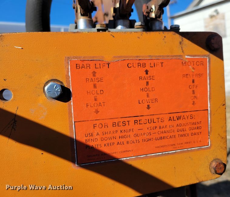 image for item DM8134 Kubota L345  tractor