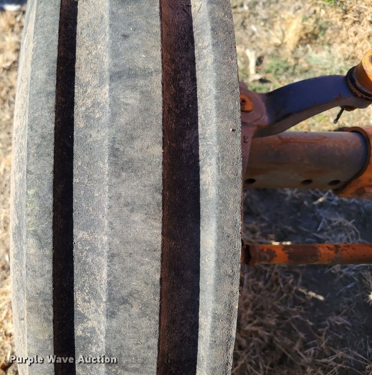 image for item DM8134 Kubota L345  tractor