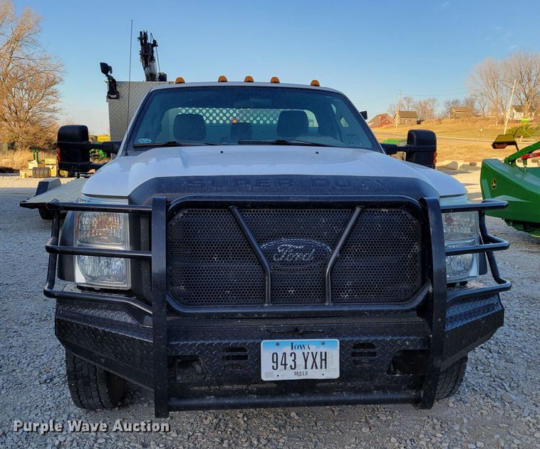 image for item DM8159 2012 Ford F550 Super Duty XL  utility / service truck