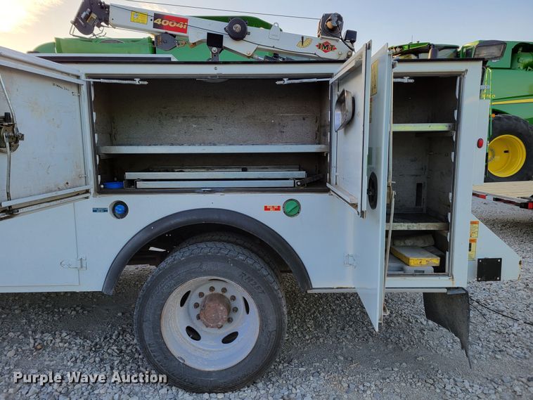 image for item DM8159 2012 Ford F550 Super Duty XL  utility / service truck