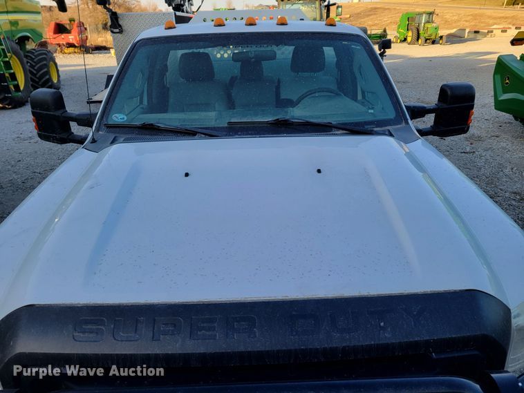 image for item DM8159 2012 Ford F550 Super Duty XL  utility / service truck