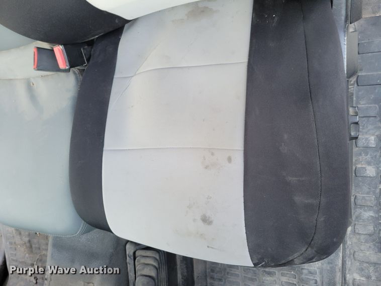 image for item DM8159 2012 Ford F550 Super Duty XL  utility / service truck