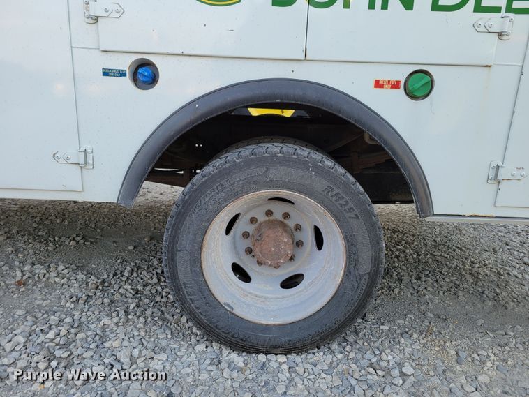 image for item DM8159 2012 Ford F550 Super Duty XL  utility / service truck