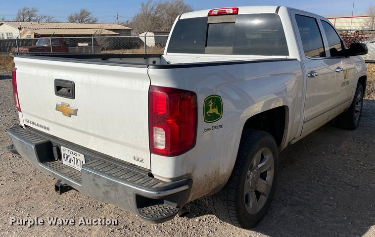 image for item DN4503 2018 Chevrolet Silverado 1500  Crew Cab pickup truck