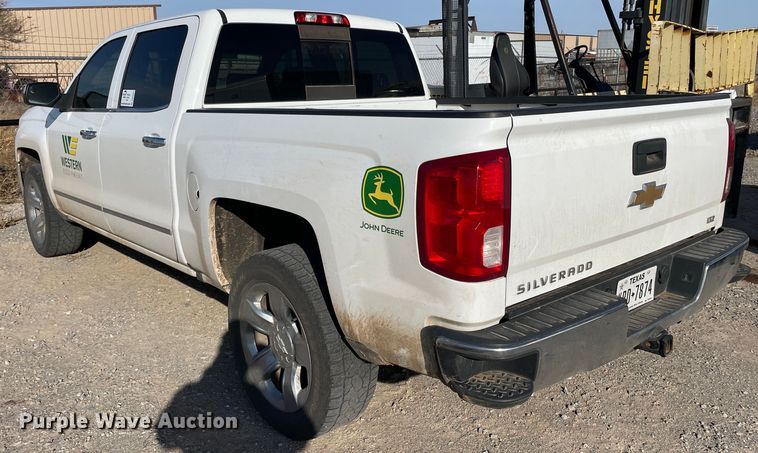 image for item DN4503 2018 Chevrolet Silverado 1500  Crew Cab pickup truck