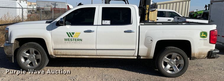 image for item DN4503 2018 Chevrolet Silverado 1500  Crew Cab pickup truck