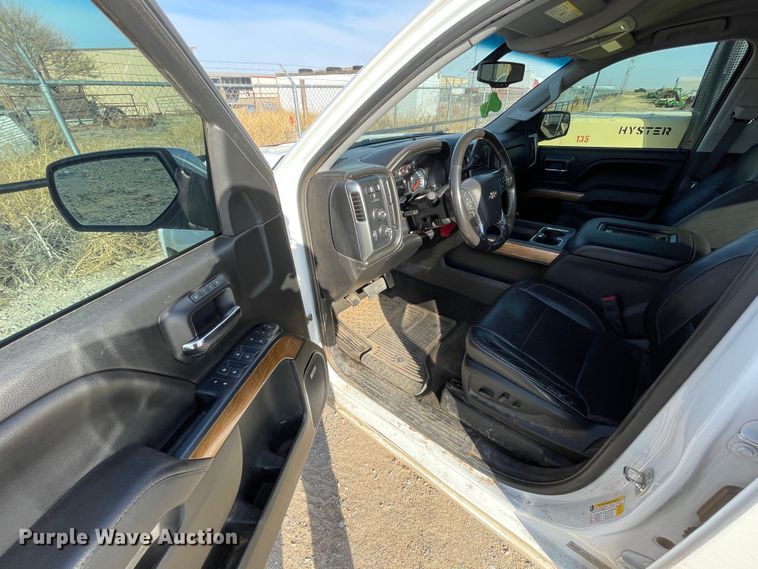 image for item DN4503 2018 Chevrolet Silverado 1500  Crew Cab pickup truck