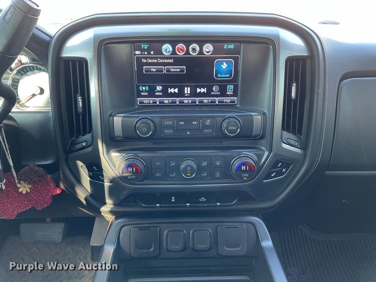 image for item DN4503 2018 Chevrolet Silverado 1500  Crew Cab pickup truck