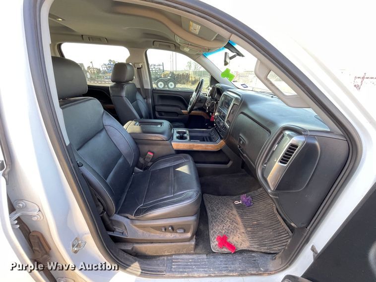 image for item DN4503 2018 Chevrolet Silverado 1500  Crew Cab pickup truck