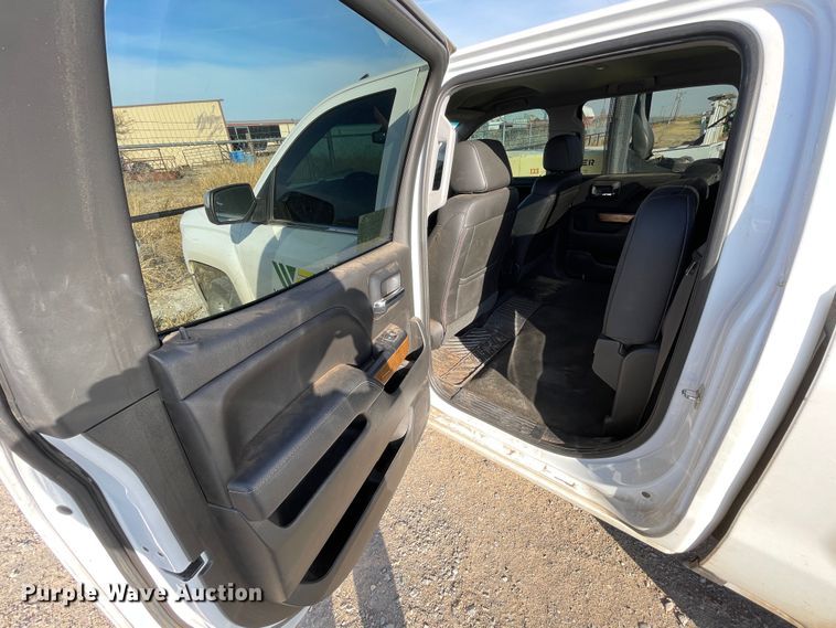 image for item DN4503 2018 Chevrolet Silverado 1500  Crew Cab pickup truck