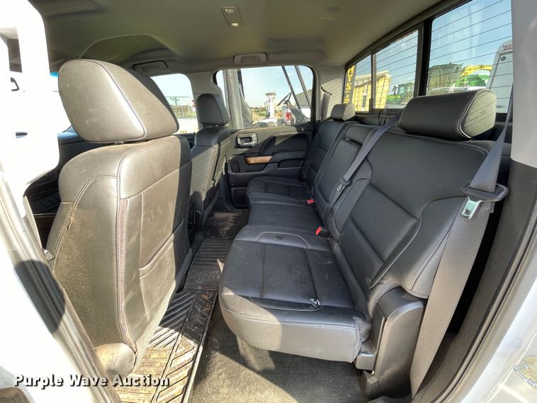 image for item DN4503 2018 Chevrolet Silverado 1500  Crew Cab pickup truck