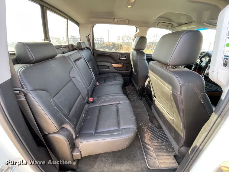 image for item DN4503 2018 Chevrolet Silverado 1500  Crew Cab pickup truck