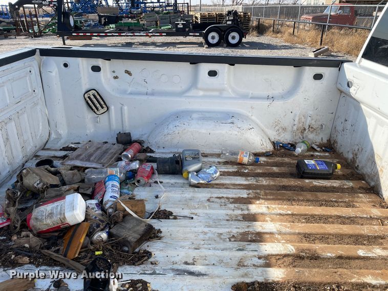 image for item DN4503 2018 Chevrolet Silverado 1500  Crew Cab pickup truck