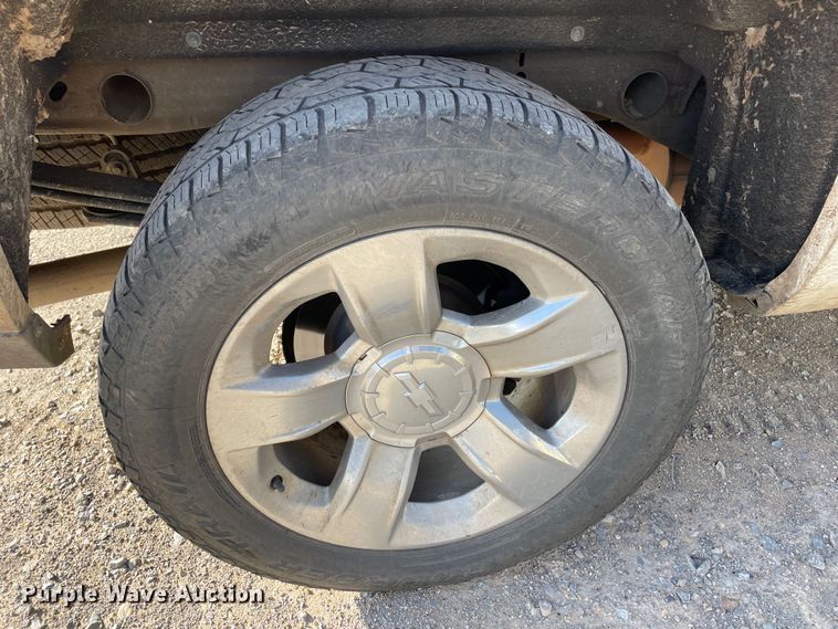 image for item DN4503 2018 Chevrolet Silverado 1500  Crew Cab pickup truck