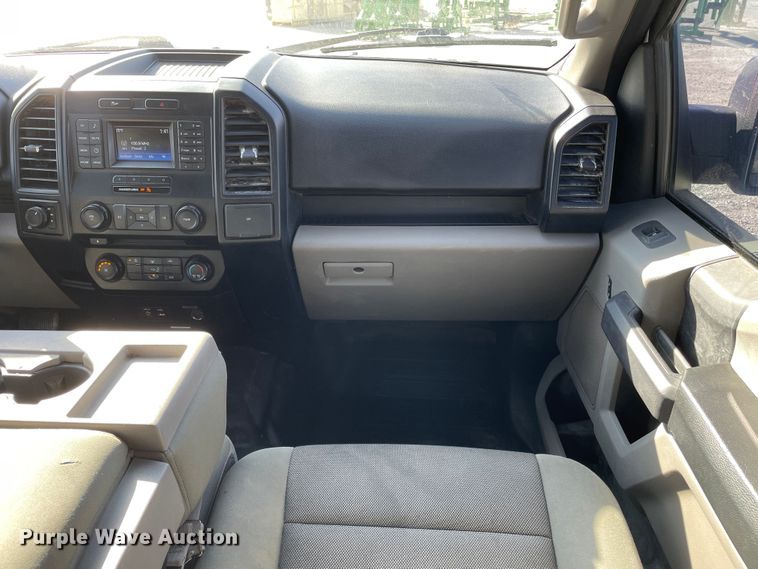 image for item DN4507 2015 Ford F150  SuperCrew pickup truck