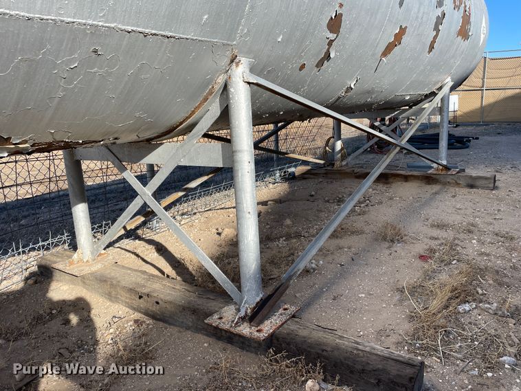 image for item DN4514 Fuel tank