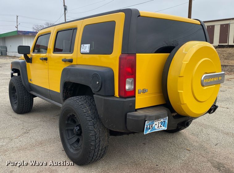 image for item DN8071 2006 Hummer H3  SUV