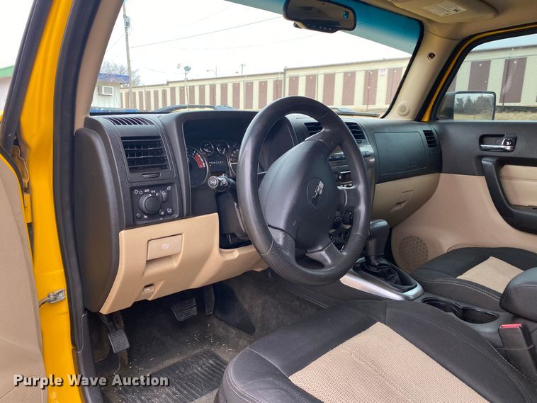 image for item DN8071 2006 Hummer H3  SUV
