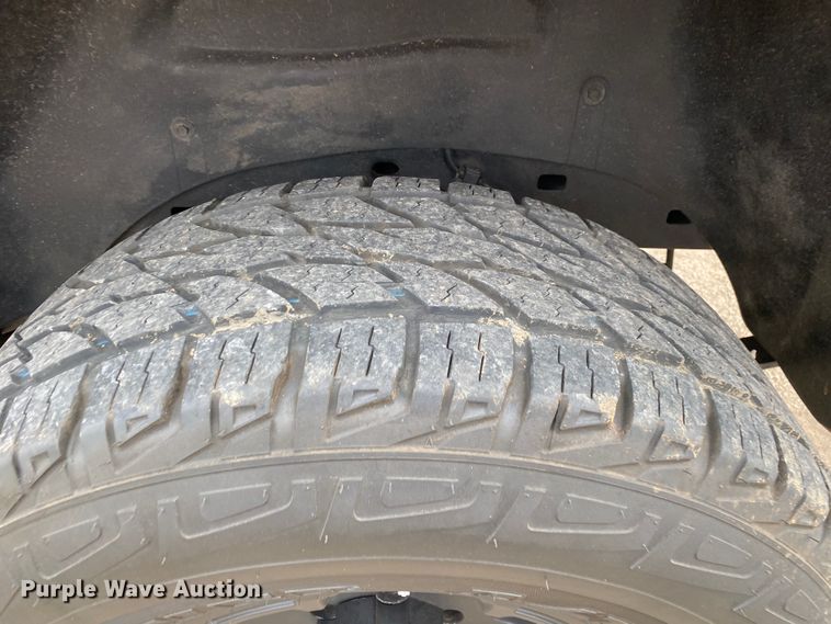 image for item DN8071 2006 Hummer H3  SUV