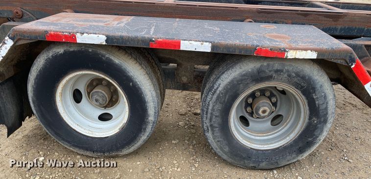 image for item DN8082 2011 Domatex GN-20  roll-off container trailer