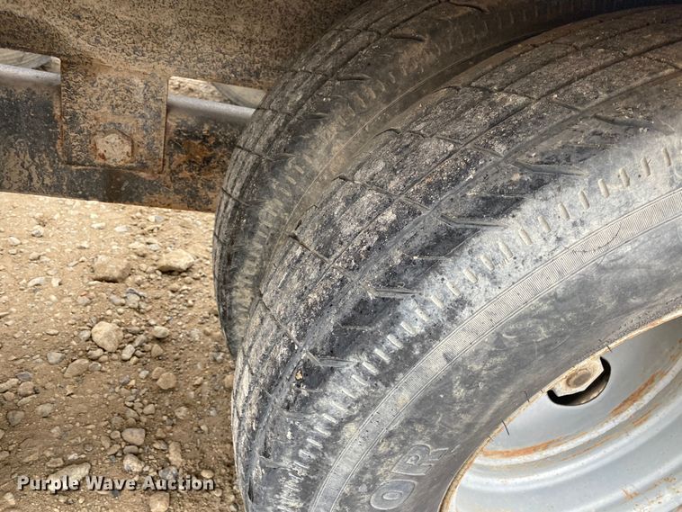 image for item DN8082 2011 Domatex GN-20  roll-off container trailer