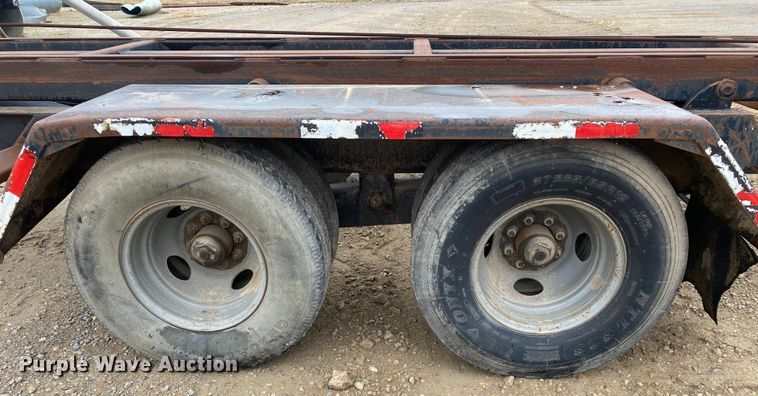 image for item DN8082 2011 Domatex GN-20  roll-off container trailer