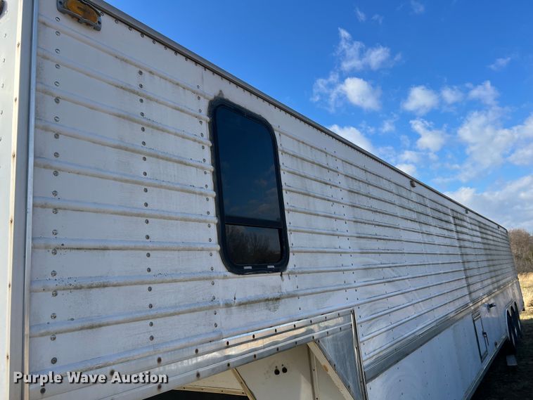 image for item DO2169 1992 Trailers Ltd 1T9GS4532  toy hauler camper