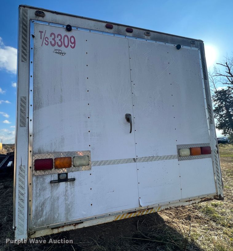 image for item DO2169 1992 Trailers Ltd 1T9GS4532  toy hauler camper