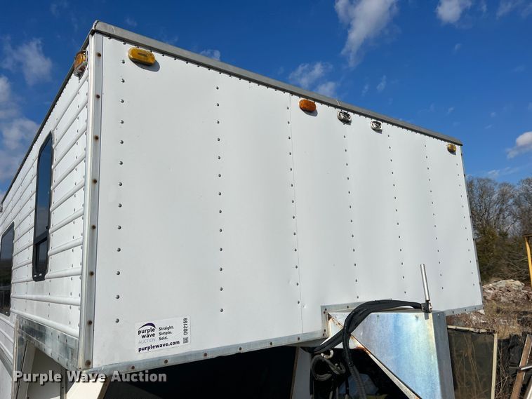 image for item DO2169 1992 Trailers Ltd 1T9GS4532  toy hauler camper