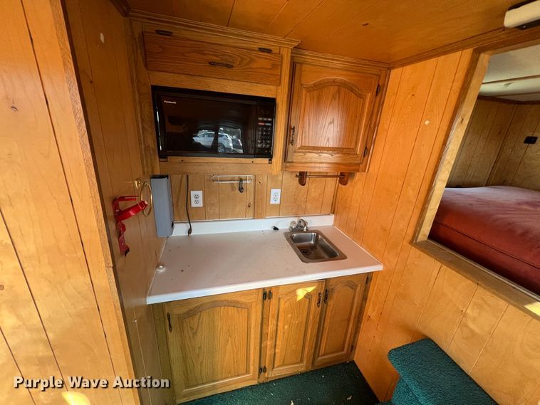 image for item DO2169 1992 Trailers Ltd 1T9GS4532  toy hauler camper