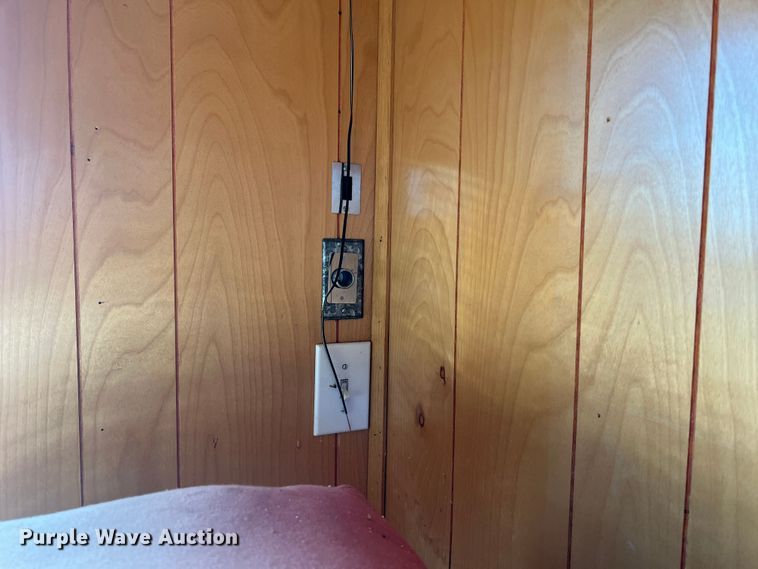 image for item DO2169 1992 Trailers Ltd 1T9GS4532  toy hauler camper