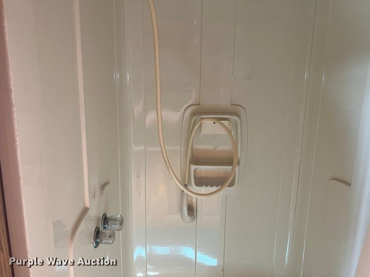 image for item DO2169 1992 Trailers Ltd 1T9GS4532  toy hauler camper