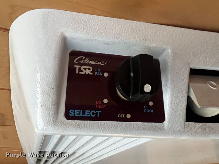 image for item DO2169 1992 Trailers Ltd 1T9GS4532  toy hauler camper