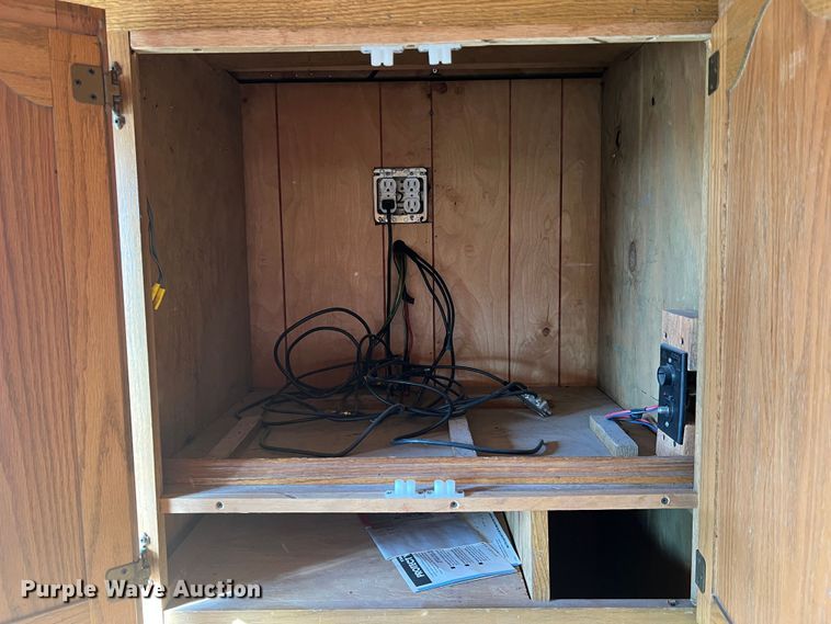 image for item DO2169 1992 Trailers Ltd 1T9GS4532  toy hauler camper