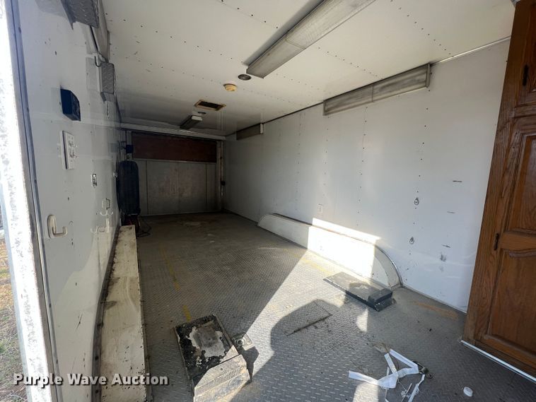 image for item DO2169 1992 Trailers Ltd 1T9GS4532  toy hauler camper