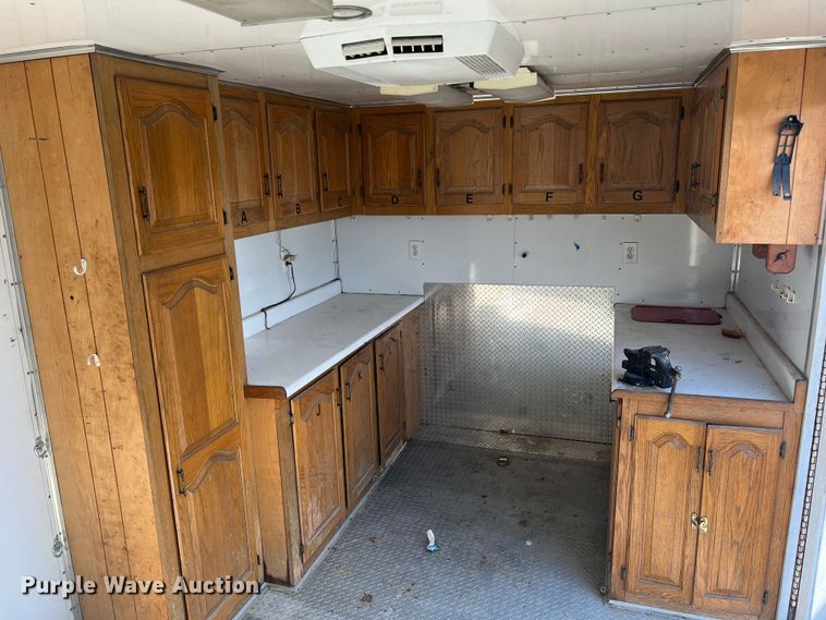 image for item DO2169 1992 Trailers Ltd 1T9GS4532  toy hauler camper