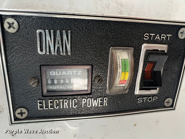 image for item DO2169 1992 Trailers Ltd 1T9GS4532  toy hauler camper