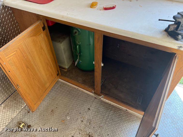 image for item DO2169 1992 Trailers Ltd 1T9GS4532  toy hauler camper